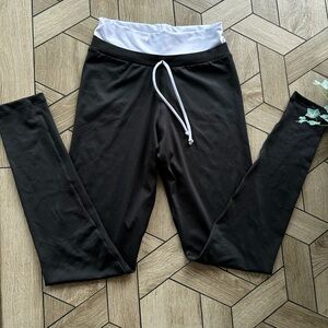 NWOT High Rise Black Women's Leggings